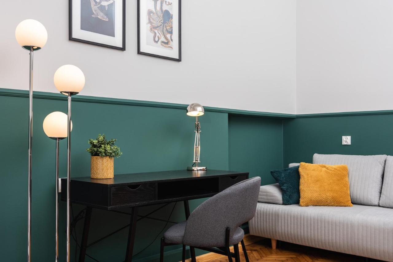 Classy Old Town Apartment - By Upstairs Краков Экстерьер фото